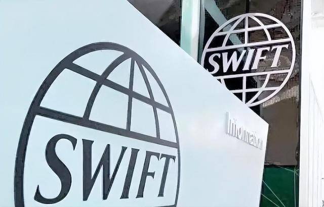 全球货币支付排名更新：美元跌破50%、欧元22%，人民币成绩如何？