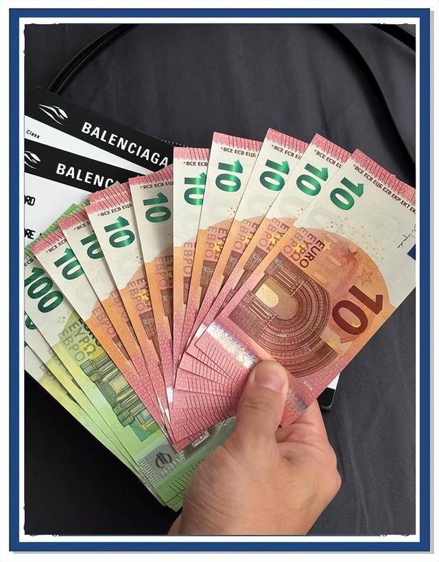 全球货币支付排名更新：美元跌破50%、欧元22%，人民币成绩如何？