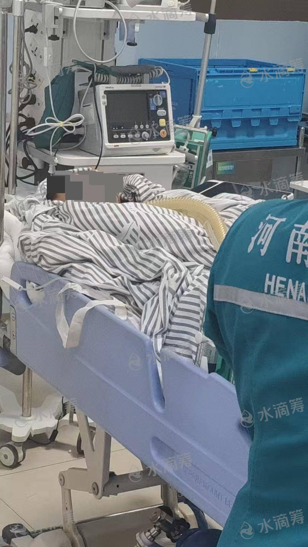 网友为遭绳锁喉重伤男孩筹款超50万元,村主任称肇事方为七旬老人,又给伤者送去2万元,律师:或构成过失致人重伤罪